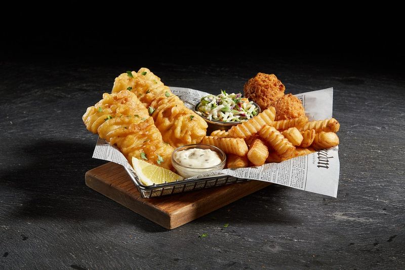 Arthur Treacher's (co-branded locations)