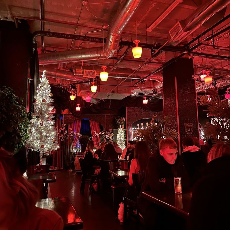 Basement Bloom, Pasadena