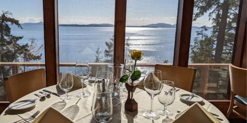 The Oyster Bar on Chuckanut Drive — Bow, Washington