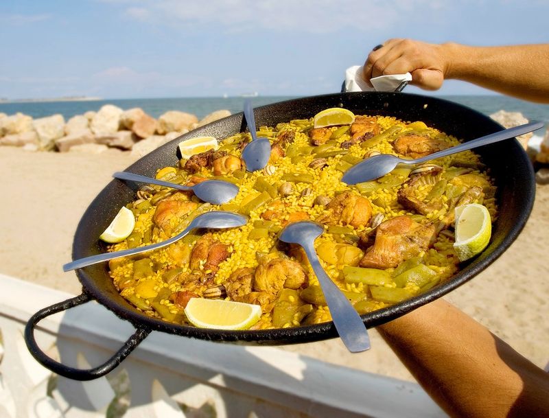 Paella (Valencian style)