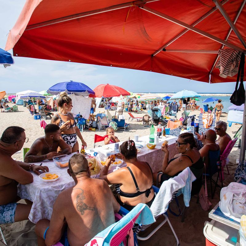 Associating Beach Days With Specific Snacks