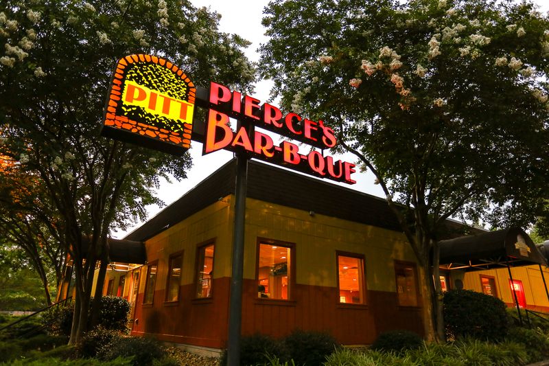 Pierce’s Pitt Bar-B-Que – Williamsburg