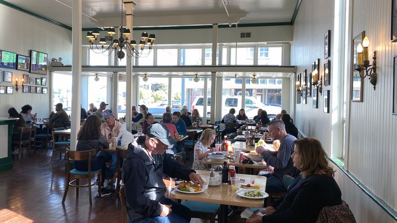 Phil’s Fish Market & Eatery — Castroville, CA