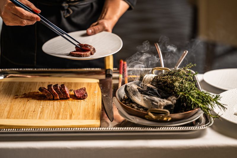 Niku X – Downtown Los Angeles