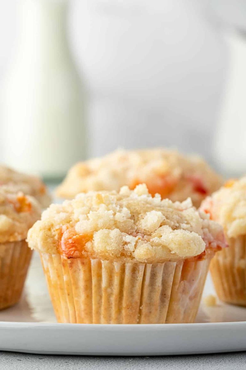 Peach Cobbler Muffin Cups
