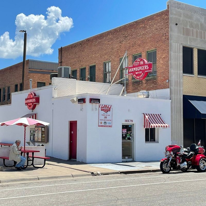 The Cozy Inn (Kansas)