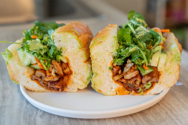 Bánh mì “American mashup”