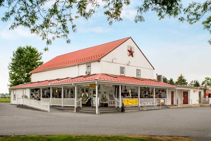 Bird-in-Hand Bake Shop – Bird-in-Hand, PA