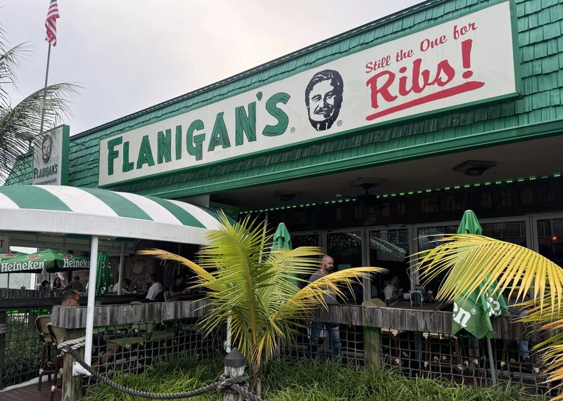 Flanigan’s Seafood Bar and Grill