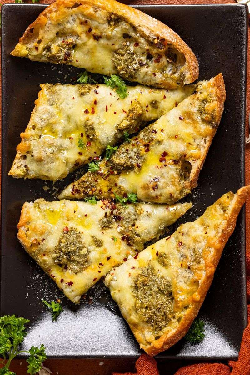 Pesto Garlic Bread