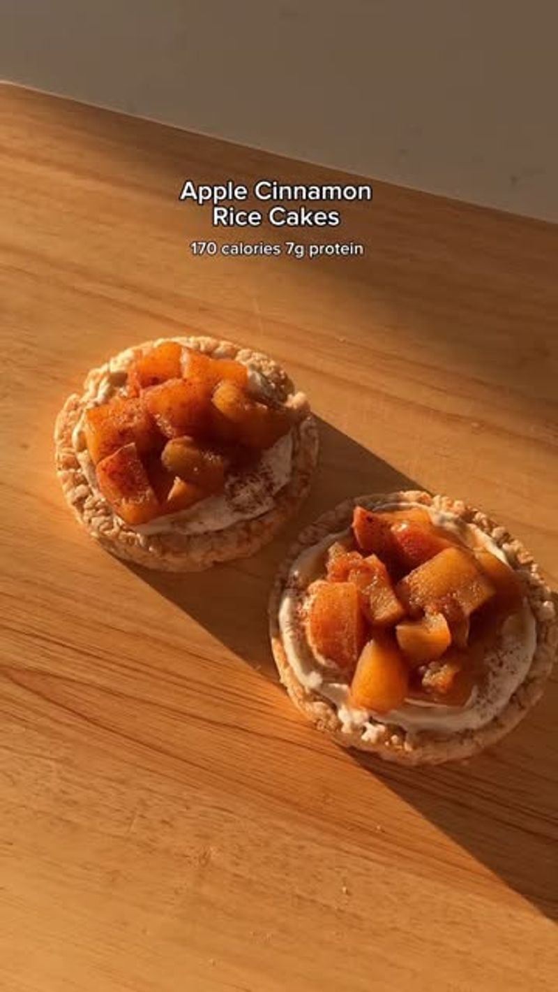 Apple Cinnamon Rice Cakes