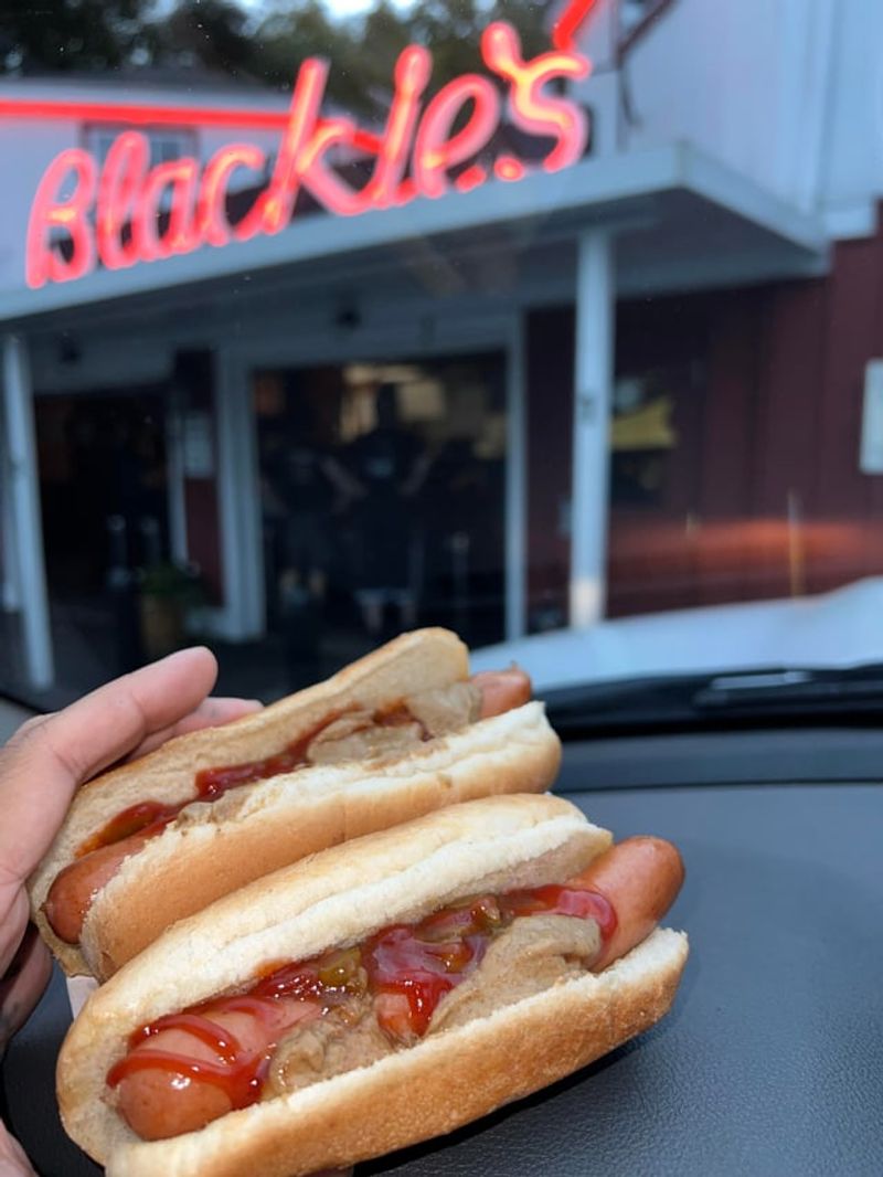 Connecticut — Blackie’s White-Hots with Relish (Cheshire)