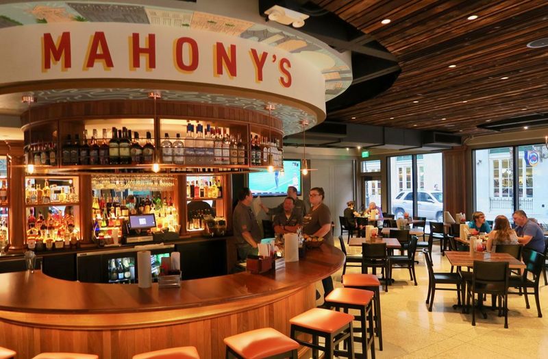 Mahony's Po-Boys & Seafood