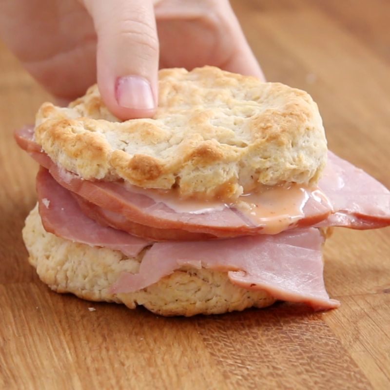 Virginia — Country Ham Biscuit (quick breakfast counters)