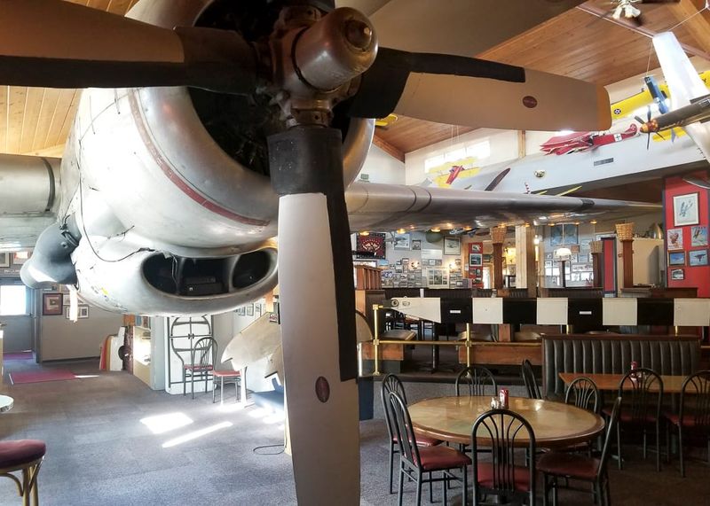 The Airplane Restaurant's Sky-High Snacks
