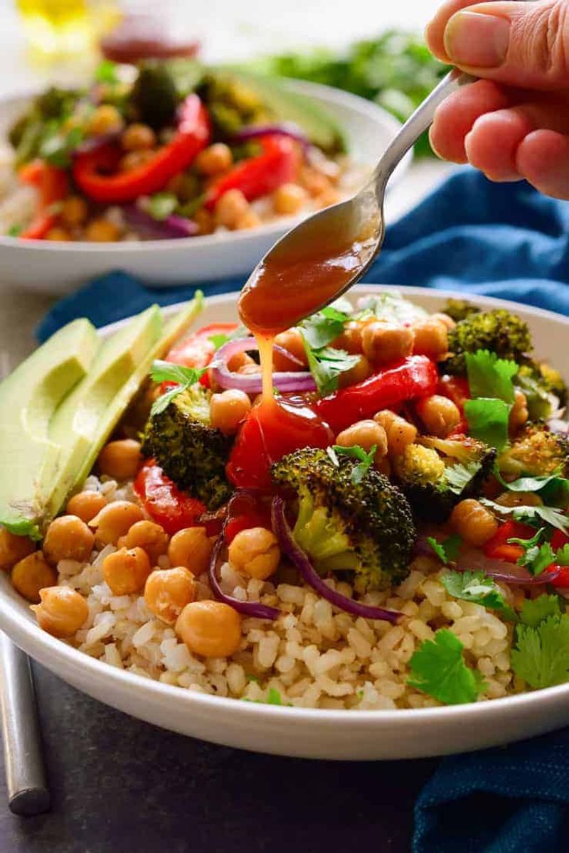 BBQ Chickpea Bowls