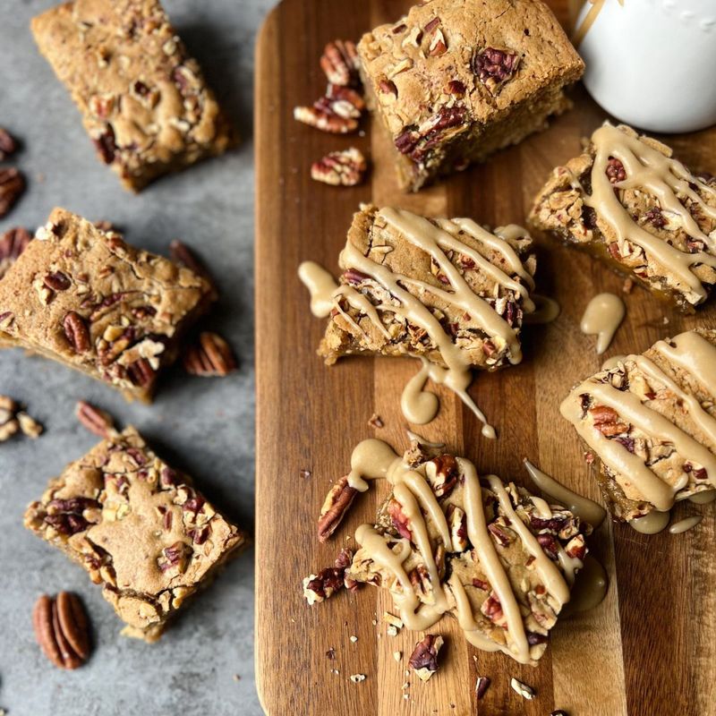 Maple Pecan Pie Blondies