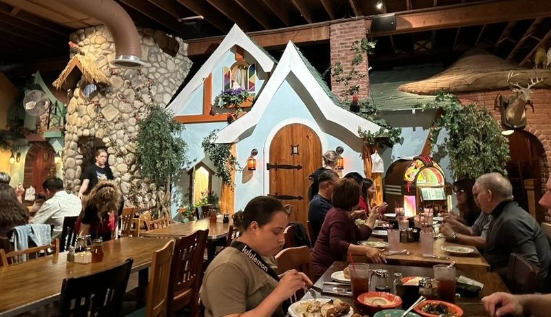 Babe's Chicken Dinner House (Texas)