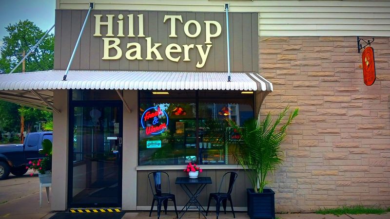 Hill Top Bakery - Kaukauna