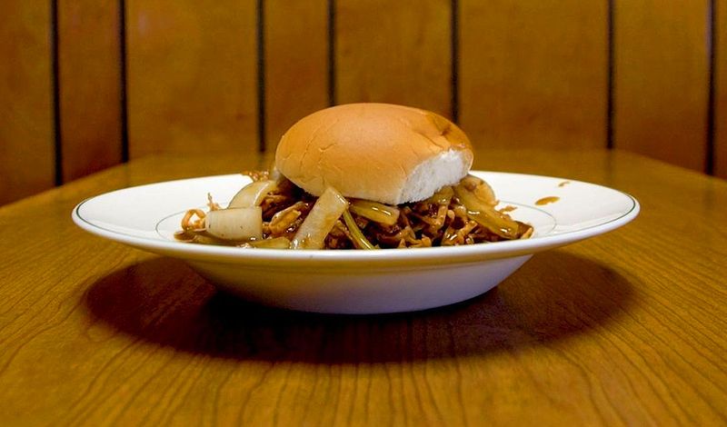 Chow Mein Sandwich (Massachusetts)