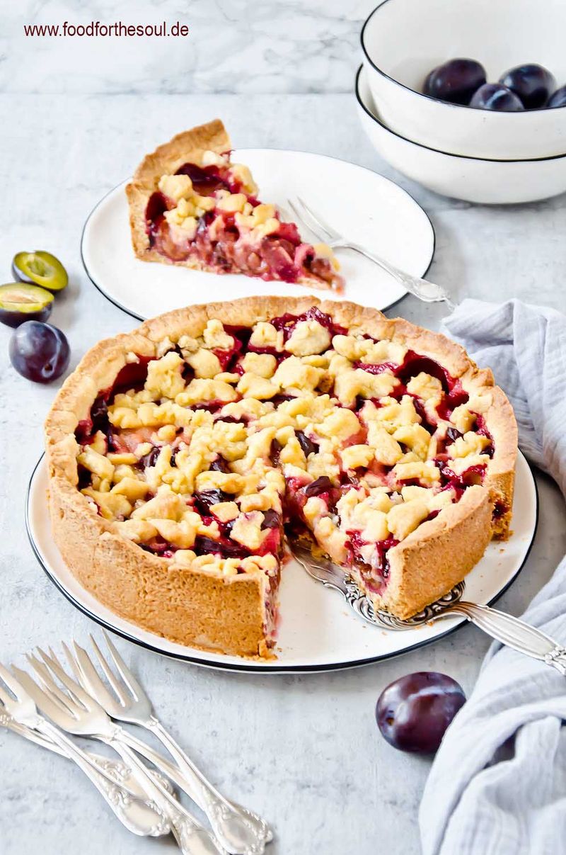 Zwetschgenkuchen (Plum Cake)