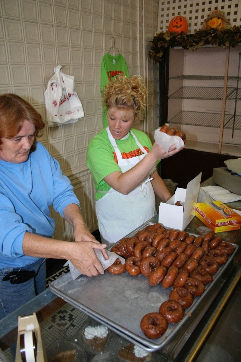 Hundreds Of Thousands Flock For Fall Flavors