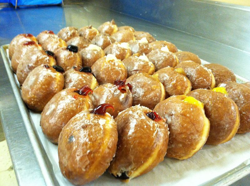 Jack's Italian Bakery's Perfect Pączki