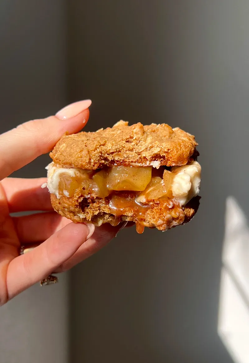 Caramel Apple Oatmeal Cookie Sandwiches