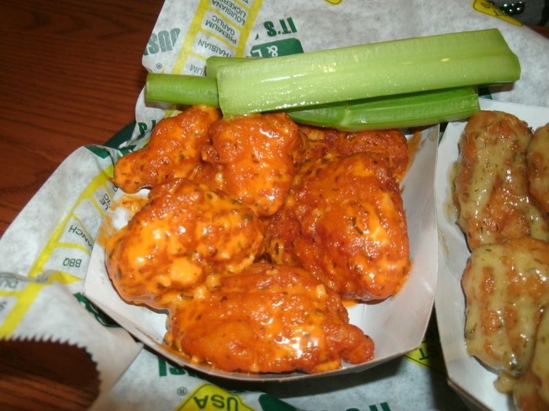 Quaker Steak & Lube Wing Buffet Nights, Various PA locations