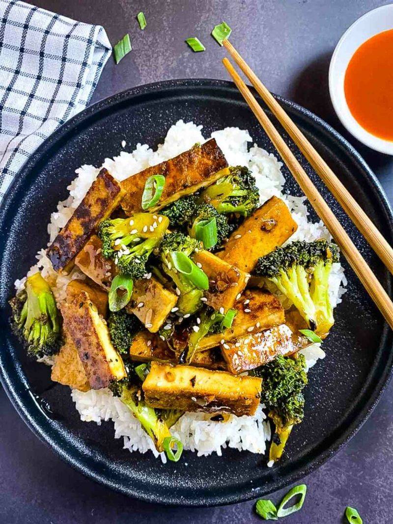 Vegetable Stir-Fry With Tofu (East Asia)