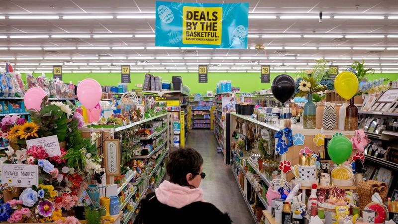 Vendor funded displays