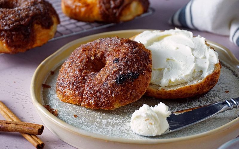 Cinnamon Crunch Bagel-Inspired Baked Bagels
