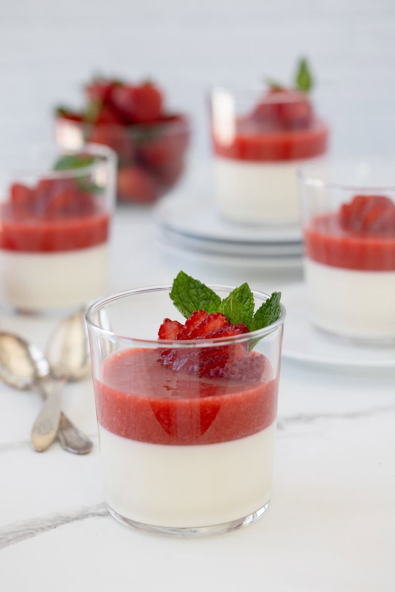 Vanilla Panna Cotta with Fruit