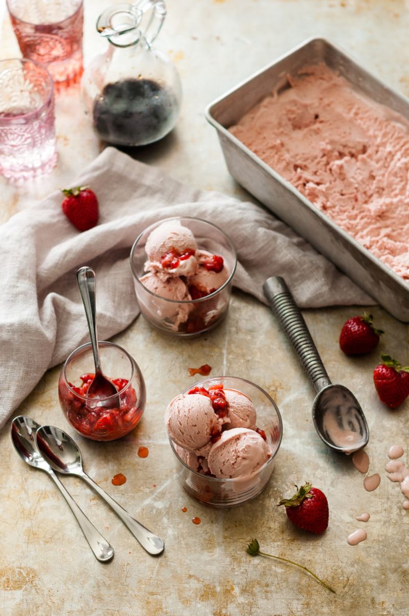 Roasted Strawberry Balsamic Swirl
