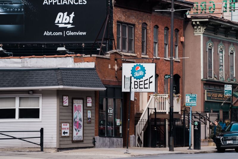 Mr. Beef — River North