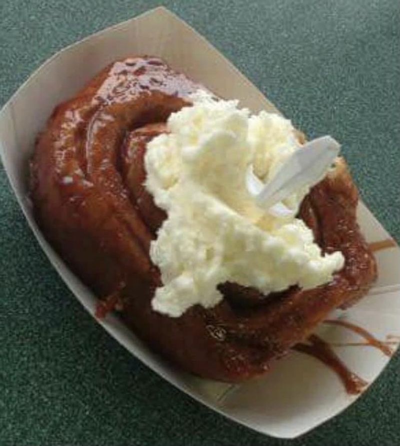 Cinnamon Roll Sundae