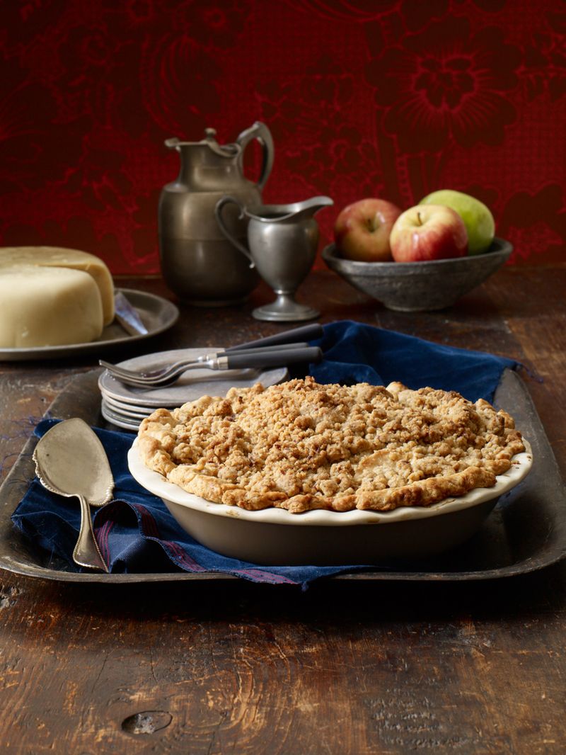 Apple Crumb Pie (Connecticut)