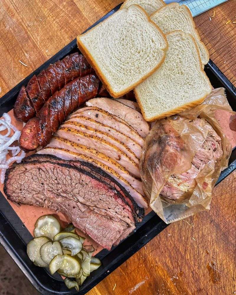 Ridgewood Brothers BBQ (Russellville)