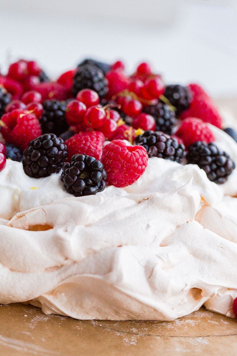 Pavlova With Berries