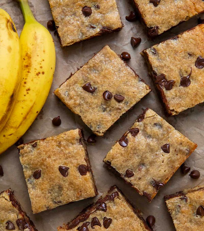 Banana Bread Chocolate Chunk Bars