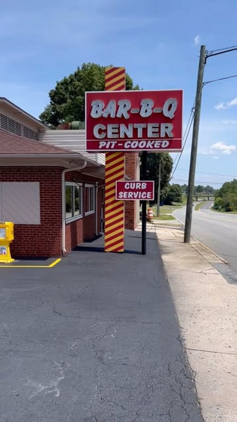 Bar-B-Q Center – Lexington