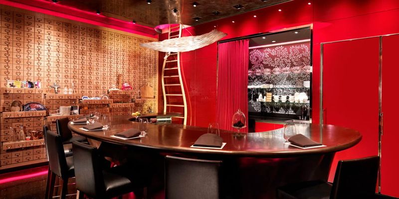 é by José Andrés – The Cosmopolitan