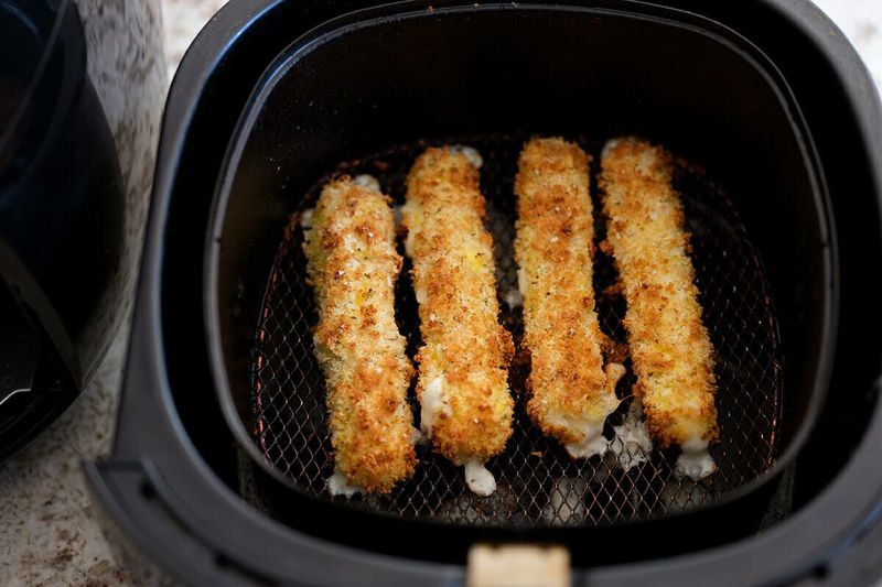 Air Fryer Mozzarella Sticks