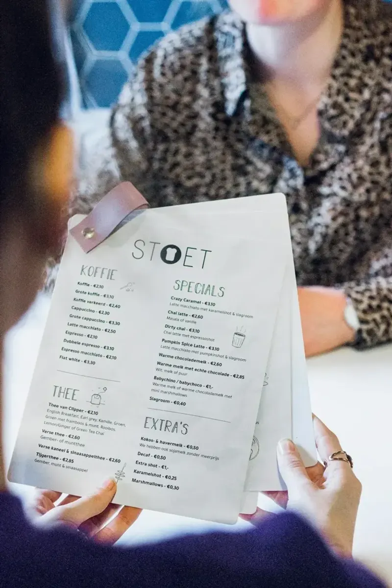 Sticky or dirty menus