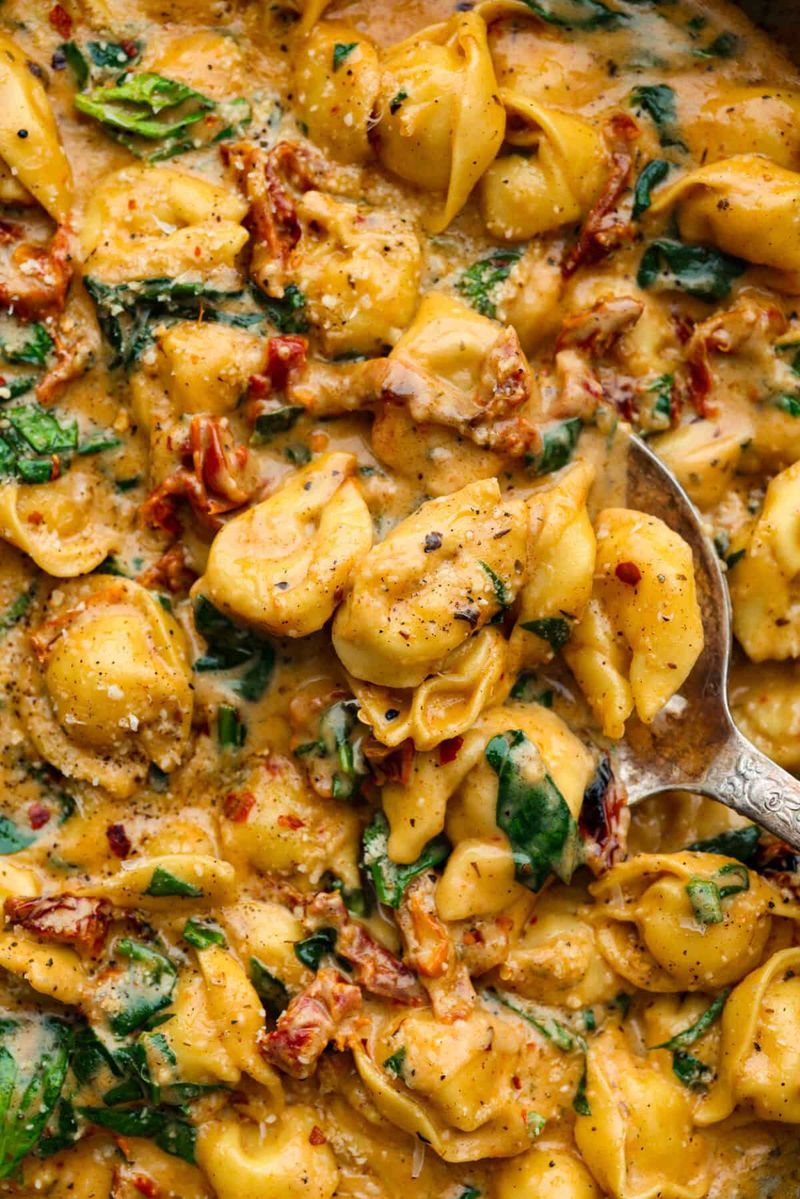 Creamy Sun Dried Tomato Tortellini
