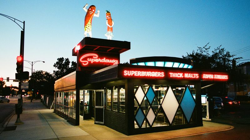 Illinois, Superdawg Drive-In, Chicago