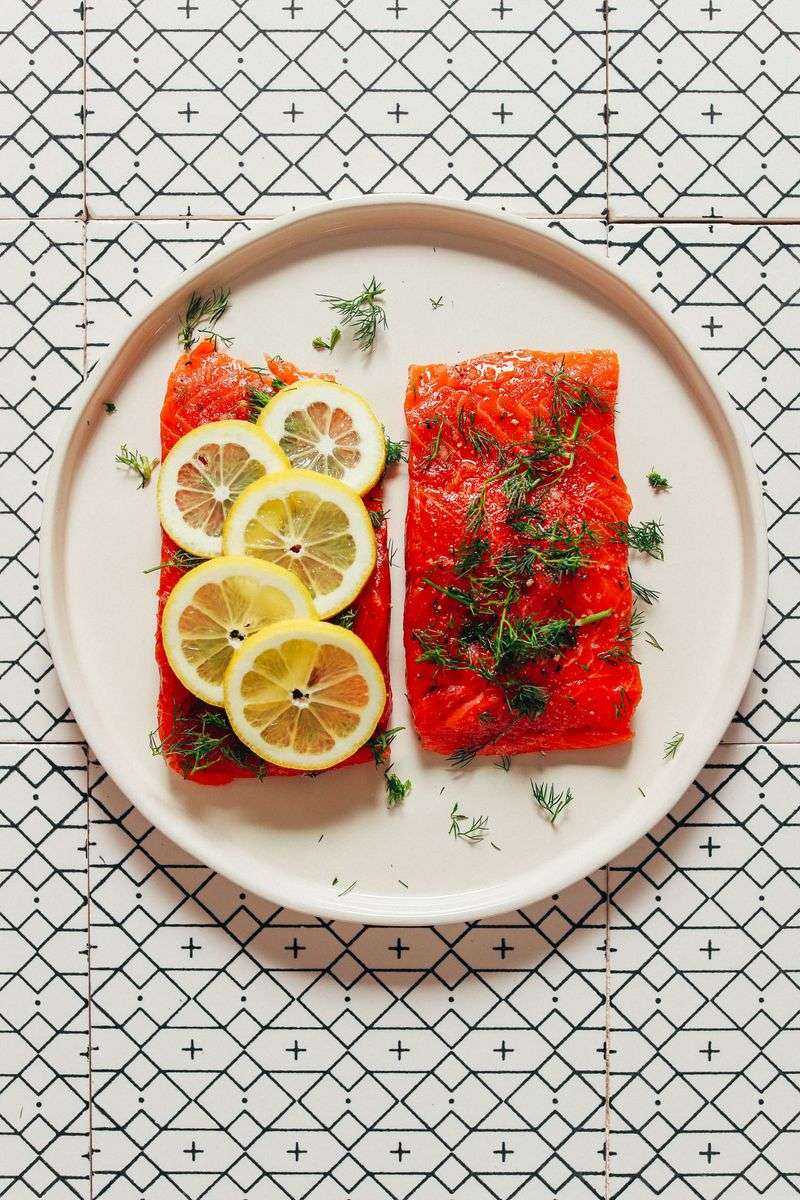Salmon With Lemon and Dill