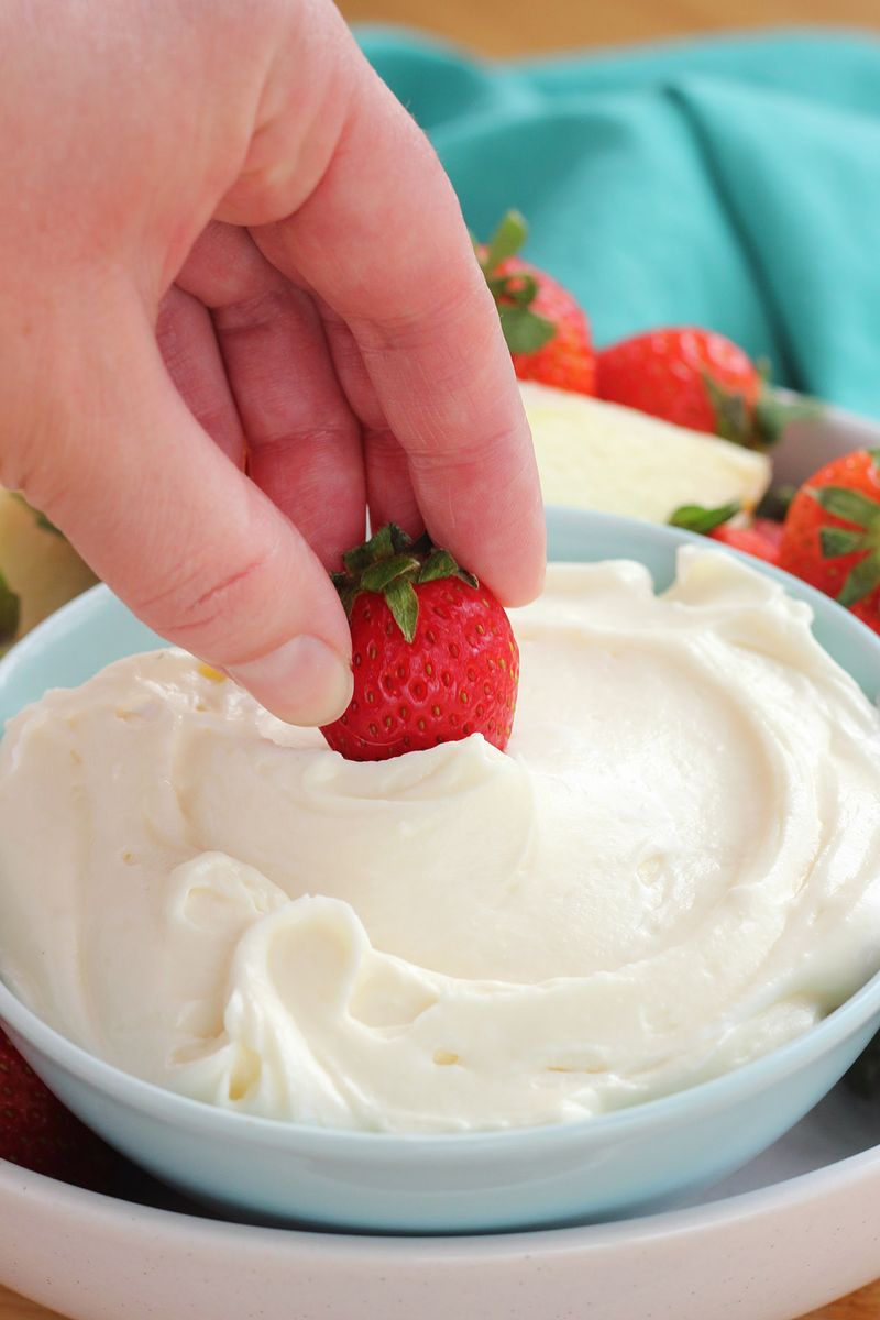 Marshmallow Cream Fruit Dip