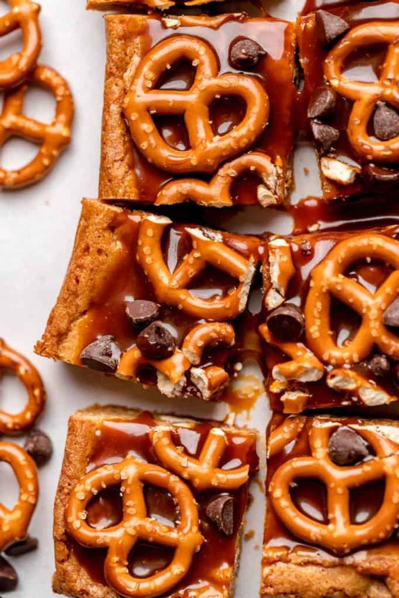 Salted Caramel Pretzel Blondies