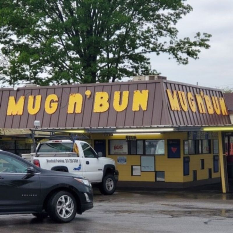Mug-n-Bun Drive-In (Speedway)